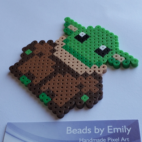 Baby Yoda Magnet - Handmade - Picture 3 of 3